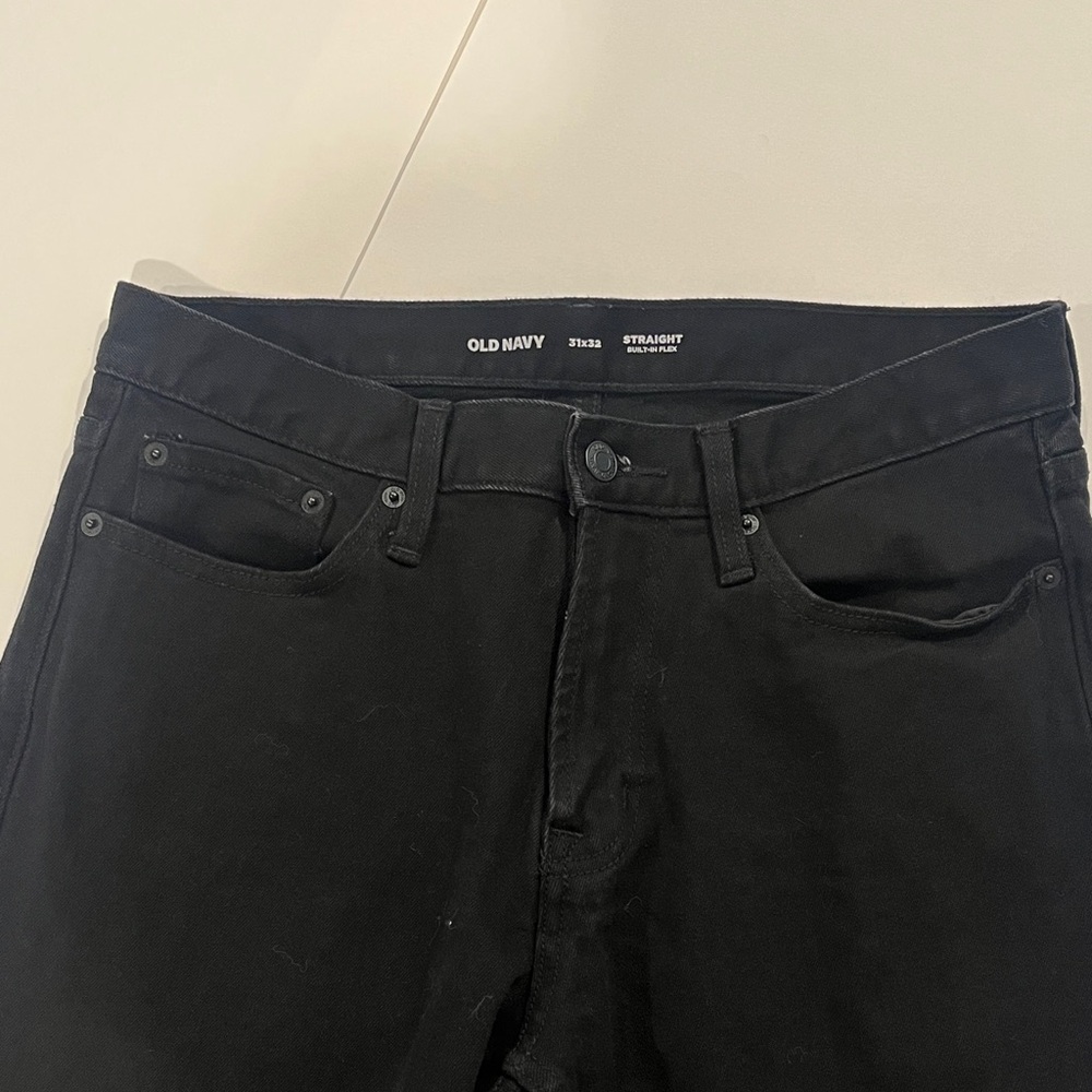 Old Navy Black Straight-Leg Jeans - Picture 4 of 7